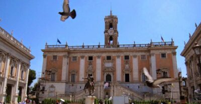 Rome: Capitoline Museums Private Guided Tour - Courtyard power: Constantine, Brutus, Spinario, and the Capitoline Wolf