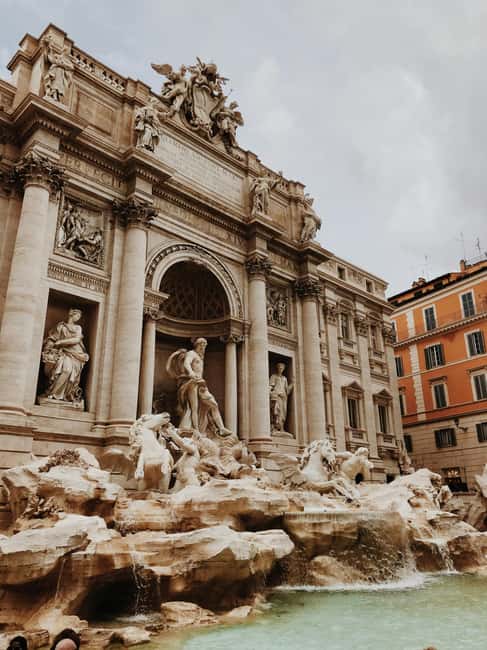 Rome: Capuchin Crypt to Pantheon Tour - Pantheon: The final stop with a long timeline