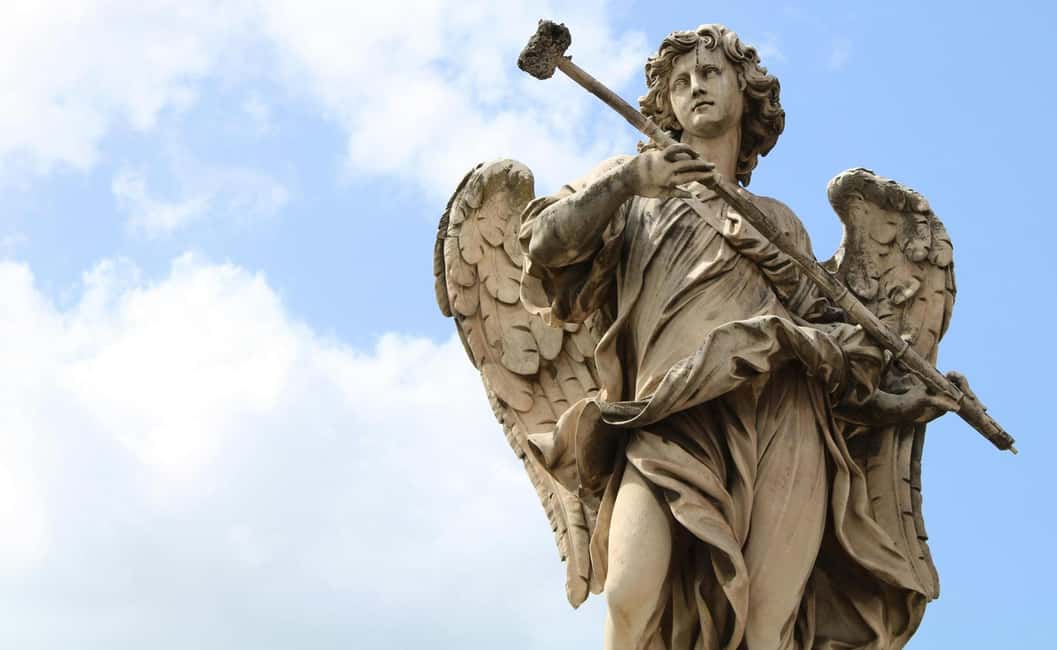 Rome: Castel Sant’Angelo Priority Line Ticket & Audio Guide - Courtyards and ceilings: how to picture daily life in a prison