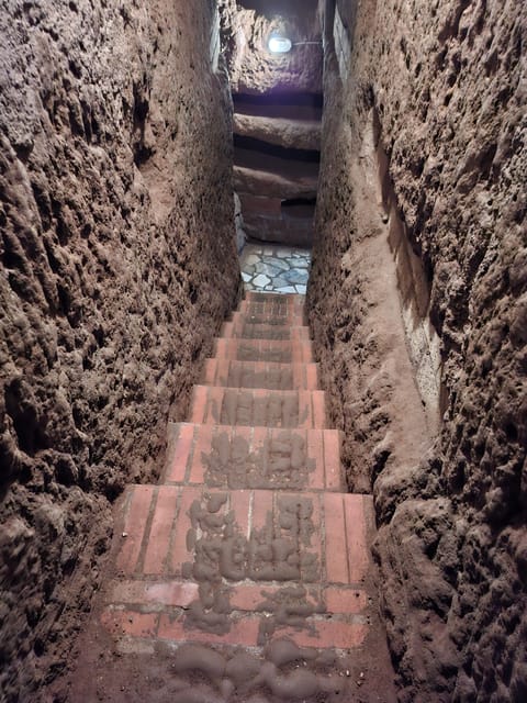 Rome: Catacombs Express ENGLISH Guided Tour - SKIP THE LINE - San Domitilla Catacombs: an express route that still tells a full story