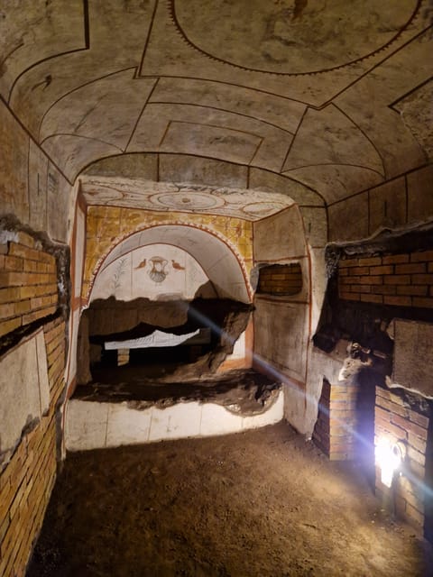 Rome: Catacombs Express ENGLISH Guided Tour - SKIP THE LINE - Basilica and tombs of San Nereo and San Achilleo: the surface chapter