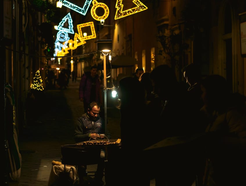 Rome: Christmas Lights Walking Tour - Meeting at Babington’s Tea Room and why the timing works