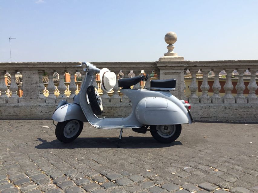 Rome: City Highlights Vespa Tour with Driver - Panoramic views and the reality of zig-zag traffic
