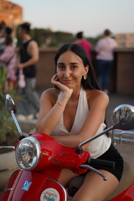 Rome: City Tour by Vespa with Aperol Spritz - Giardino degli Aranci: The 20-Minute Break You’ll Appreciate
