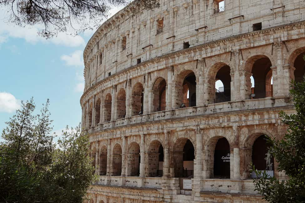 Rome: Colosseum and Altar of the Fatherland Elevator Ticket - Start at Touristation Aracoeli: the quick intro that sets your day up