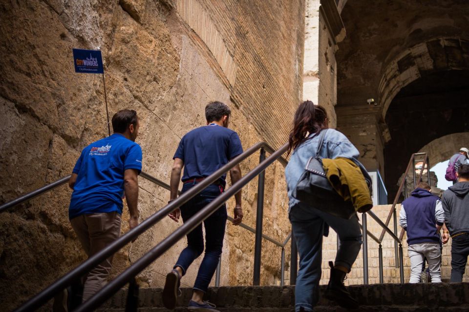 Rome: Colosseum, Forum and Palatine Hill Private Guided Tour - Stop 2: Palatine Hill—where Rome is said to have begun