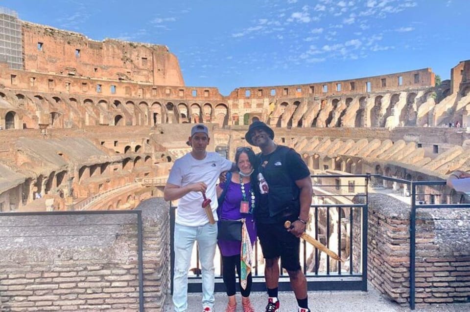 Rome: Colosseum Guided Tour - Meeting point and timing: where to find your group fast