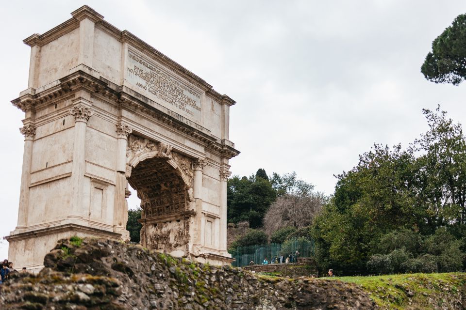 Rome: Colosseum, Palatine Hill & Roman Forum Guided Tour - What Your English Guide Actually Brings to the Ruins