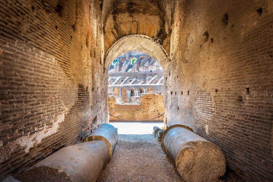 Rome: Colosseum, Roman Forum & Palatine Hill Guided Tour - Palatine Hill: the legend of Romulus and Remus plus palace ruins