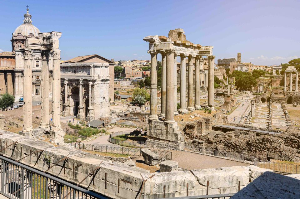 Rome: Colosseum, Roman Forum & Palatine Hill Guided Tour - Entering the Colosseum through pre-reserved access