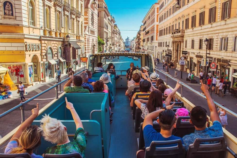 Rome: Colosseum, Roman Forum, Palatine Hill & Hop-on Hop-off - What kind of traveler should book this?