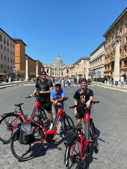 Rome E-Bike Tour: Ultimate Street Food and Market Feast - Breakfast First: Espresso and Roman Croissant in the Morning Light