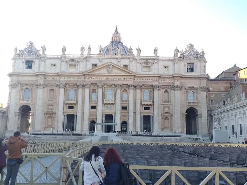 Rome: Majesty of the Vatican Small-Group Walking Tour - Meeting at Via Tolemaide 10: Where You Start and How You’ll Feel at 2.5 Hours