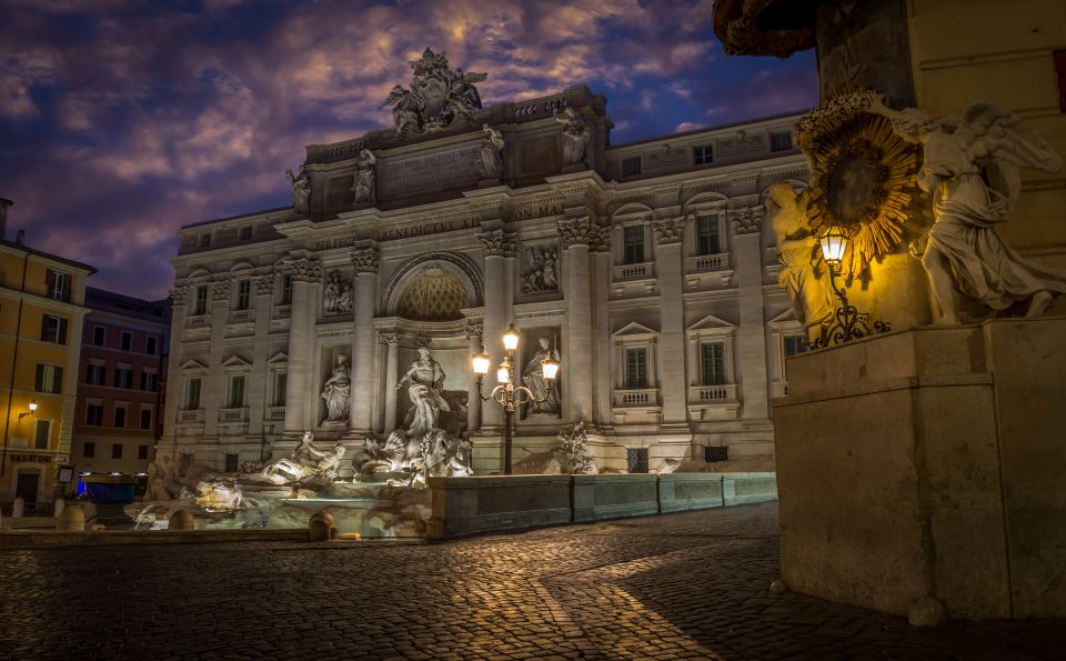 Rome: Nighttime Private Sightseeing Tour - The magic of Rome after dark: why this format works
