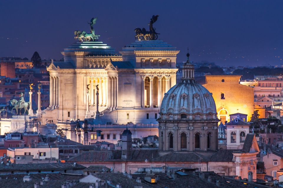 Rome: Nighttime Private Sightseeing Tour - Janiculum Hill terrace: the toast-and-view payoff