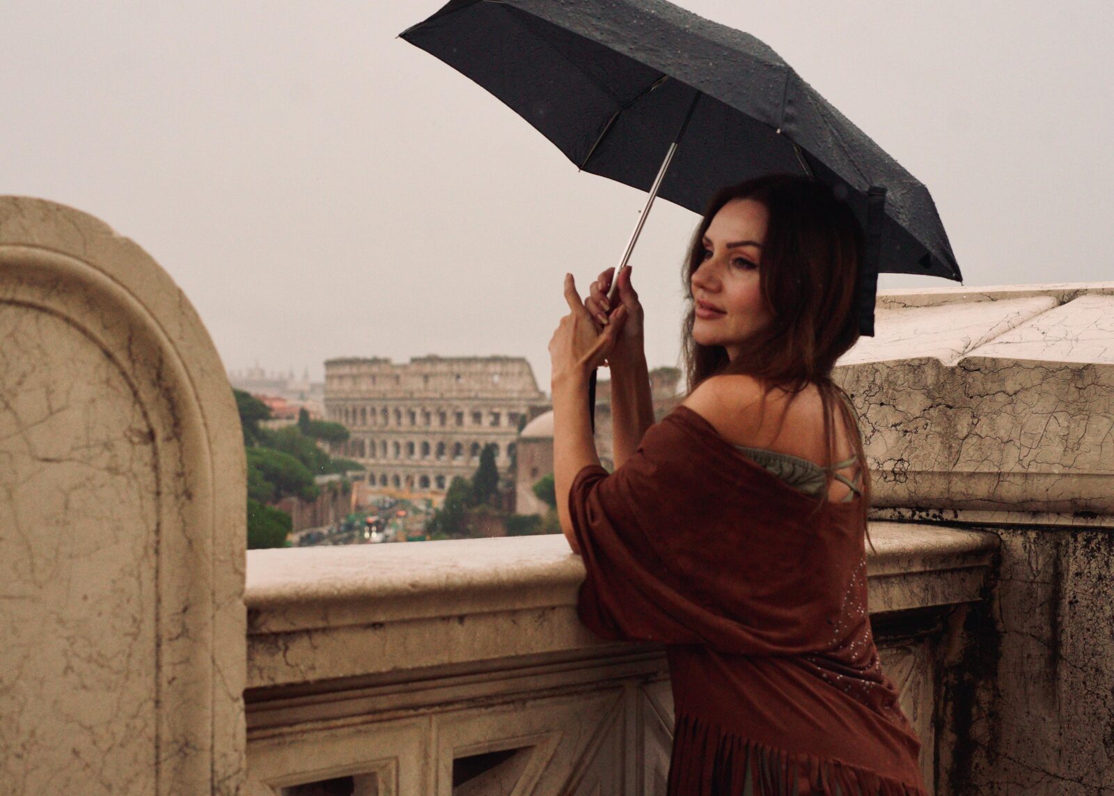 Rome: Private Couple Photoshoot with Candid & Romantic Times - Stop 2: your main photo time around the locations you choose