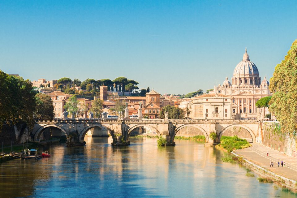 Rome: Private Early Morning Vatican & Sistine Chapel Tour - Raphael Rooms: the Italian Renaissance court rooms you’ll remember