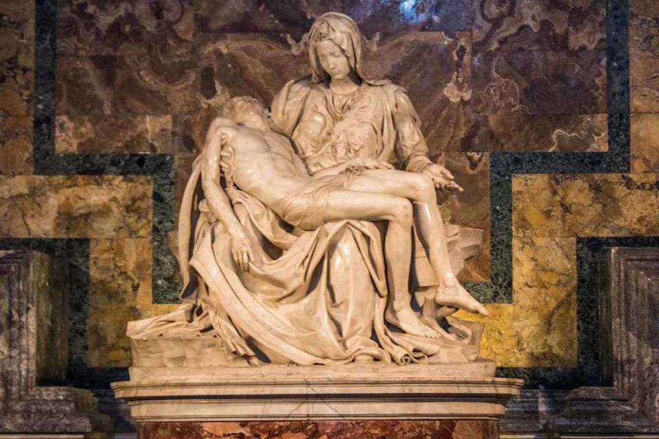 Rome: Private Early Morning Vatican & Sistine Chapel Tour - What makes the guides here so useful