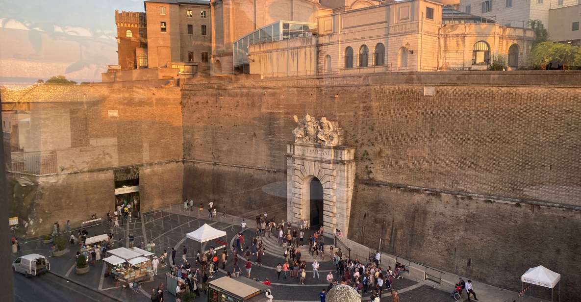 Rome: Reservation at Tmark Hotel & Aperitif Next to Vatican - What happens when you arrive: desk help, reserved table, and a quick settle