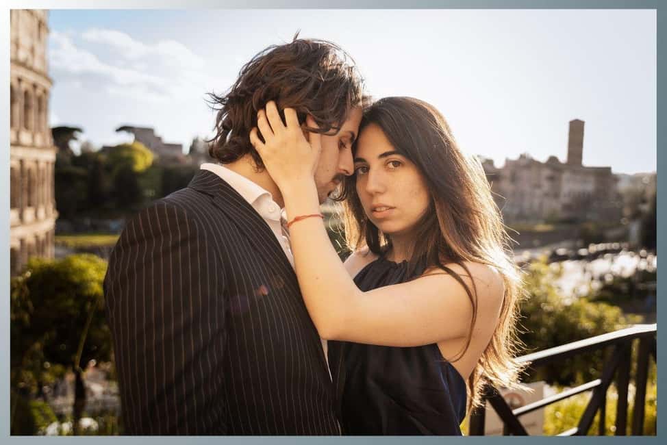 Rome: Romantic Couple Photoshoot. Choose your spot! - Colosseum for romance: big drama without the interior ticket