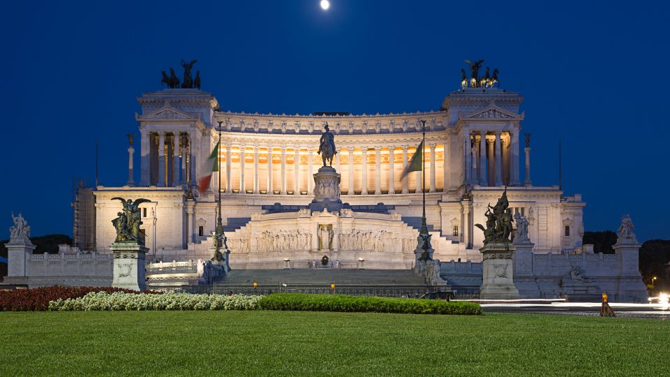 Rome: Squares and Fountains Walking Guided Tour - Trevi Fountain: Myth, Legend, and the Photo Stop That Actually Works