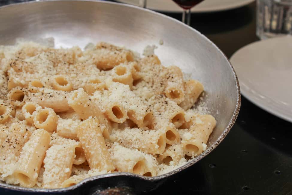Rome: Trastevere and Campo de Fiori Food Tour - The Tiber River crossing: a history-and-hunger reset