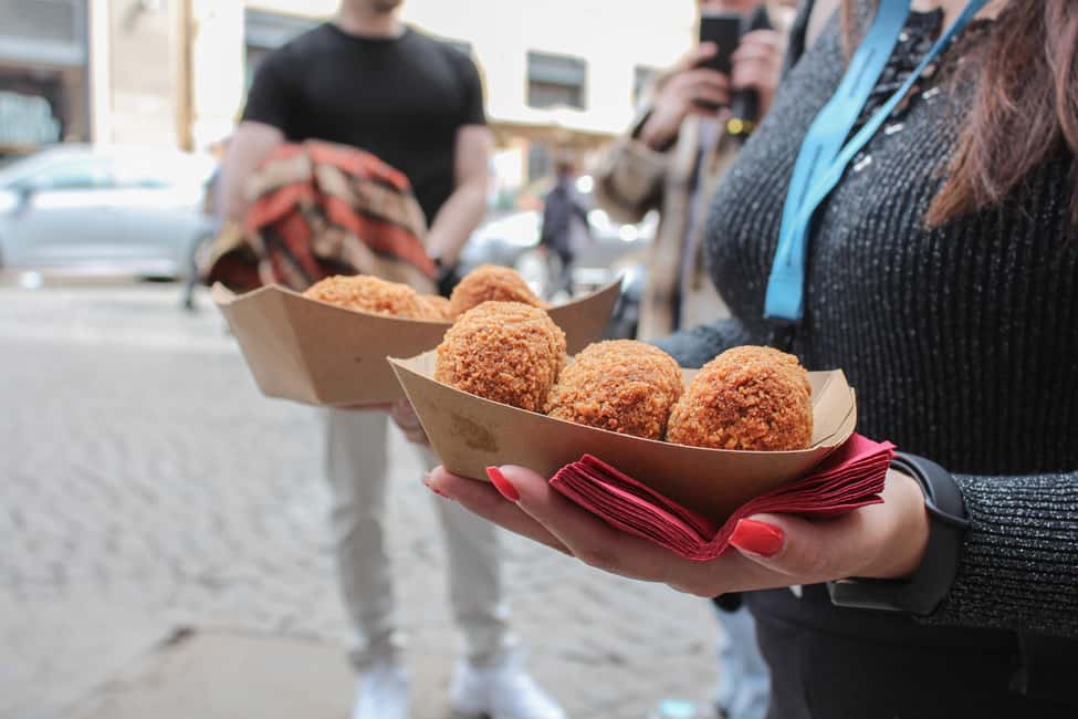 Rome: Trastevere and Campo de Fiori Food Tour - The local café stop: one more taste before dessert
