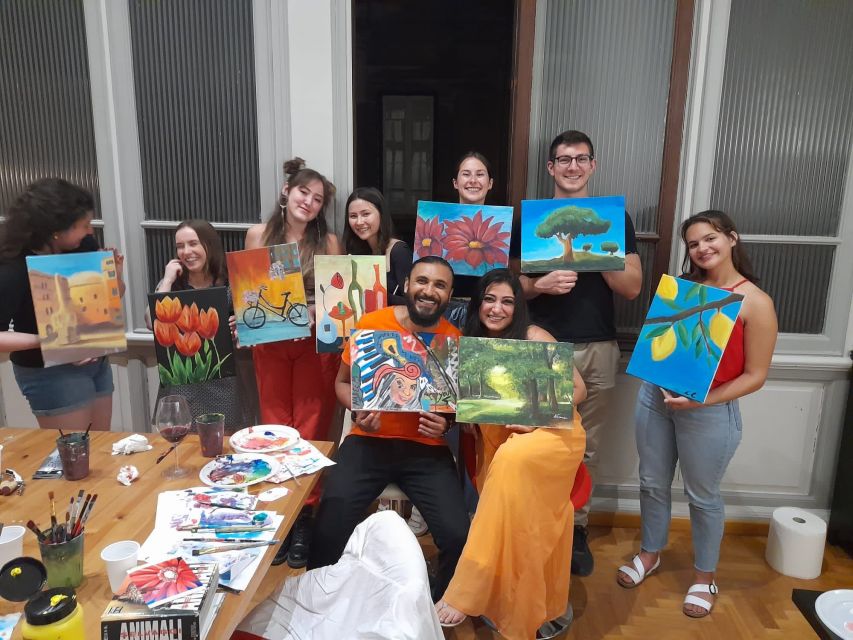 Rome: Wine and Paint Experience in Piazza Navona - Piazza Navona Steps Away: The 17th-Century Studio Vibe