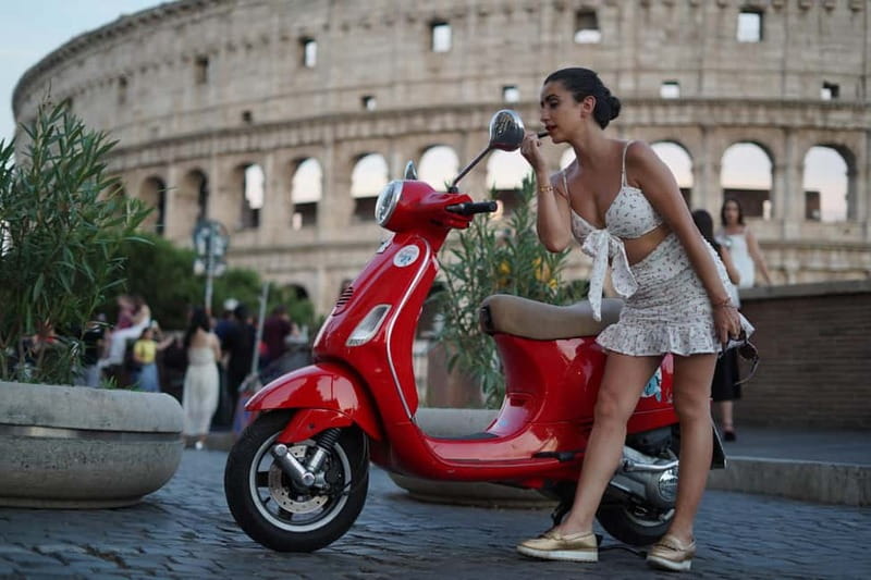 Vespa city tour in Rome with two different routes - Guides and photo help: safety plus shot composition