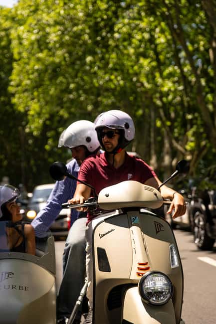 Vespa Sidecar Tour: Highlights of Rome - Piazza del Popolo and Trevi Fountain: two quick hits with big emotional payoff